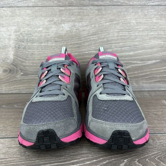 Nike Dual Fusion ST2 Women's Sz 9.5 Gray Pink Low Top Lace Up Running Sneakers - Picture 2 of 11